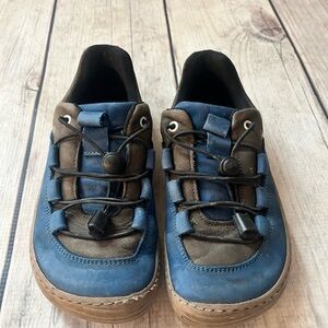 Be Lenka Kids Blue and Brown barefoot Sneakers